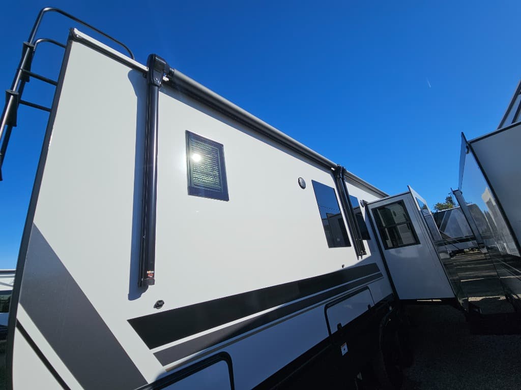 2026 Keystone RV 2026 Keystone RV Montana - thumbnail 68