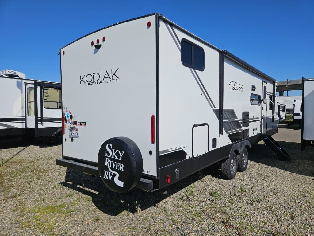 2022 Dutchmen 2022 Dutchmen Kodiak Ultra-Lite - thumbnail 3