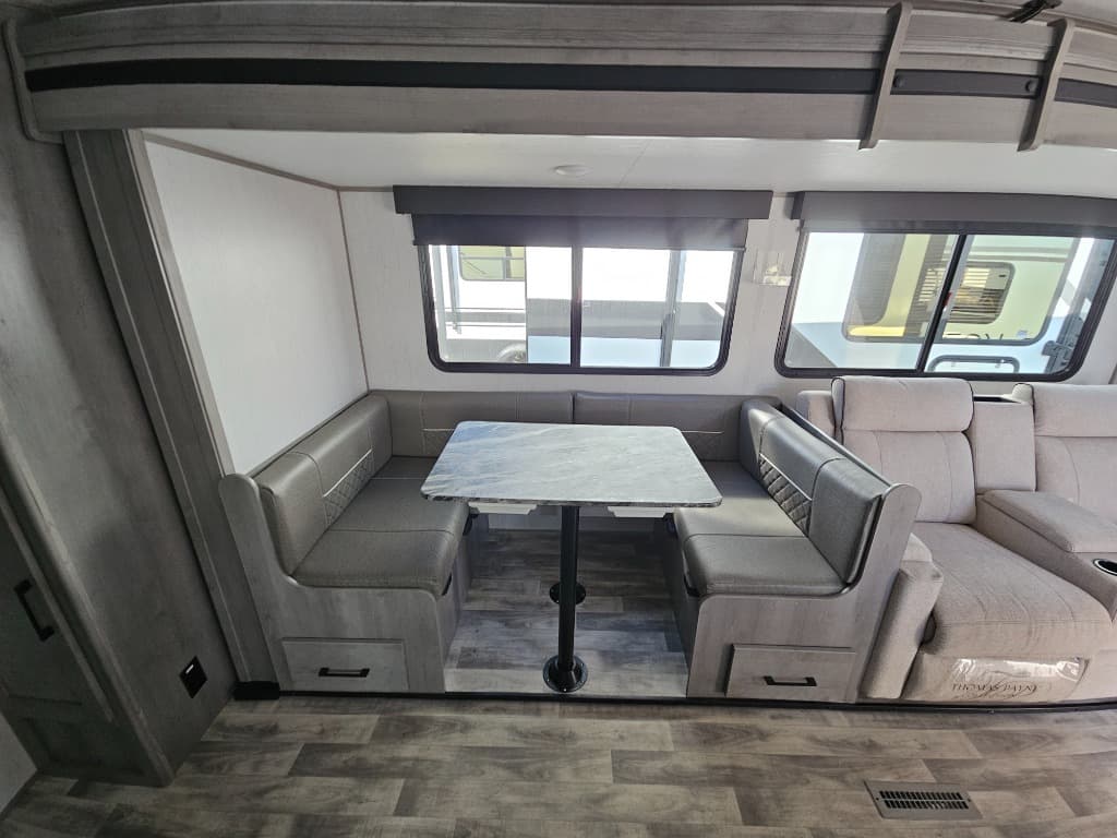 2022 Dutchmen 2022 Dutchmen Kodiak Ultra-Lite - thumbnail 12