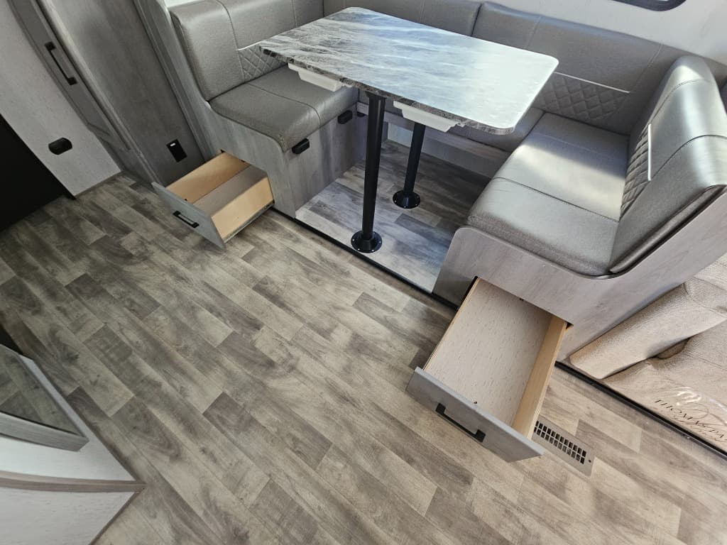 2022 Dutchmen 2022 Dutchmen Kodiak Ultra-Lite - thumbnail 14