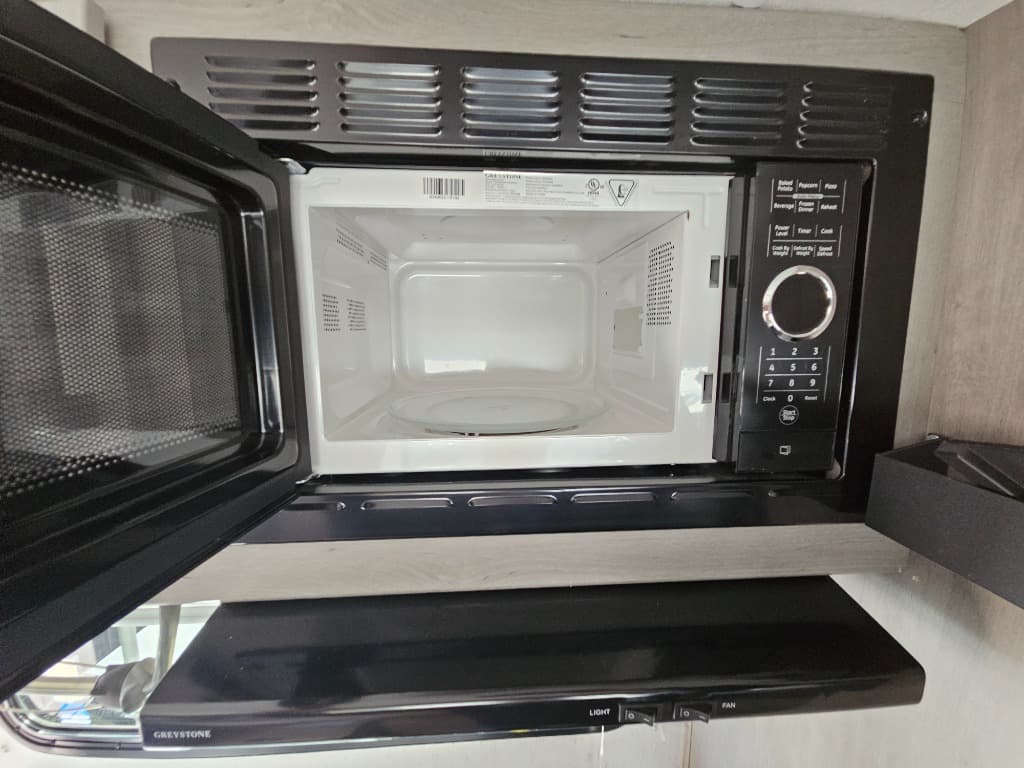 2022 Dutchmen 2022 Dutchmen Kodiak Ultra-Lite - thumbnail 18