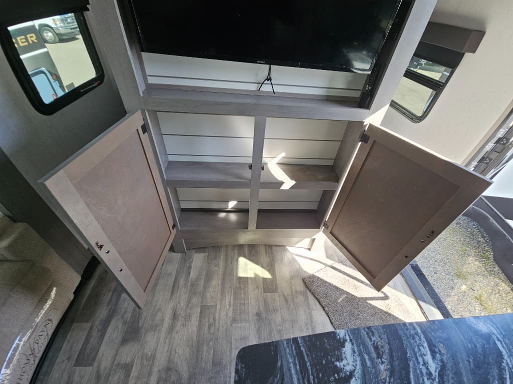 2022 Dutchmen 2022 Dutchmen Kodiak Ultra-Lite - thumbnail 24