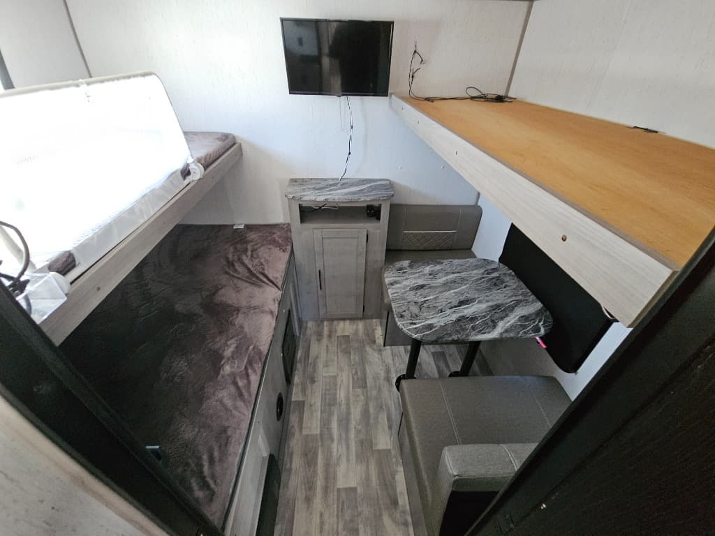 2022 Dutchmen 2022 Dutchmen Kodiak Ultra-Lite - thumbnail 34