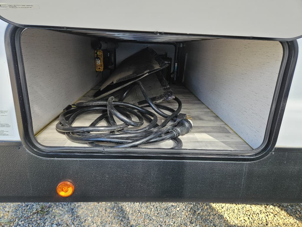 2022 Dutchmen 2022 Dutchmen Kodiak Ultra-Lite - thumbnail 47