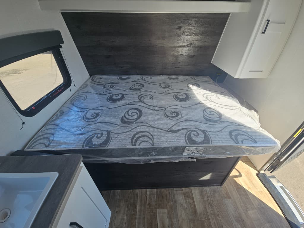 2023 Keystone RV 2023 Keystone RV Hideout - thumbnail 9