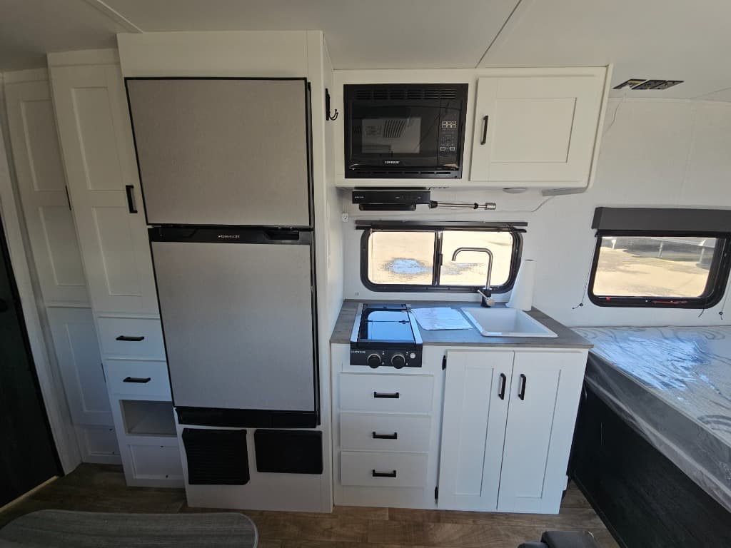 2023 Keystone RV 2023 Keystone RV Hideout - thumbnail 12