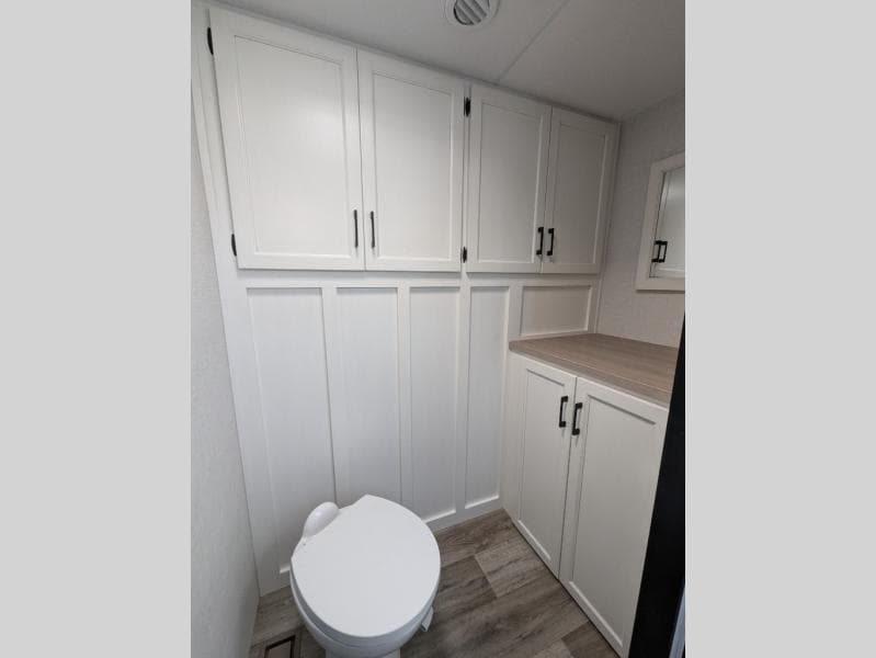 2025 Venture RV 2025 Venture RV SportTrek Touring Edition - thumbnail 11