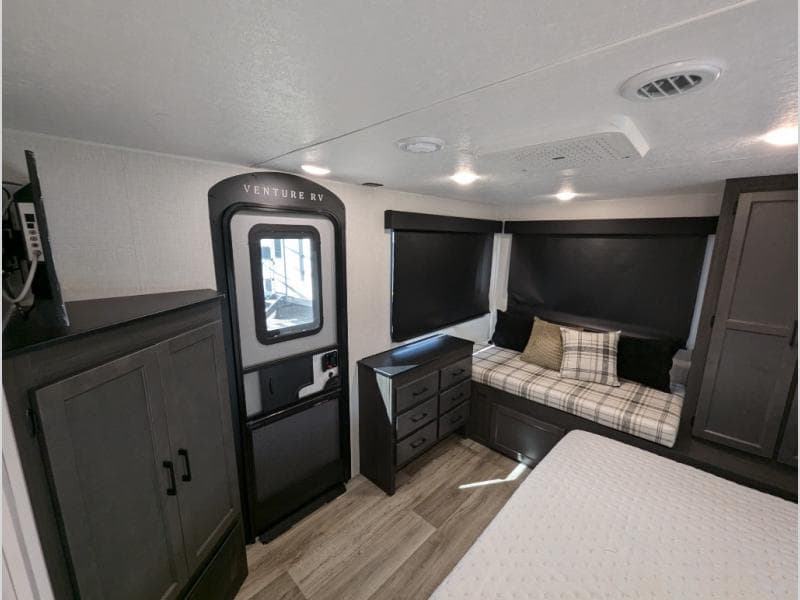 2025 Venture RV 2025 Venture RV Stratus - thumbnail 4