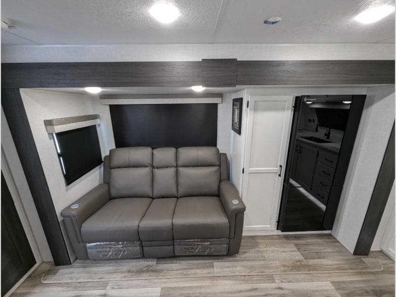 2025 Venture RV 2025 Venture RV Stratus - thumbnail 10