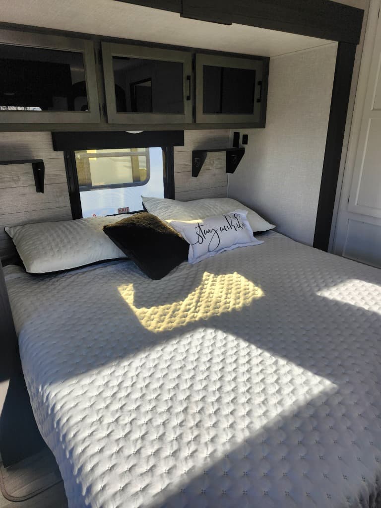 2025 Venture RV 2025 Venture RV SportTrek Touring Edition - thumbnail 11