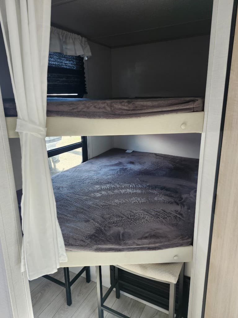 2025 Prime Time RV 2025 Prime Time RV Avenger - thumbnail 10