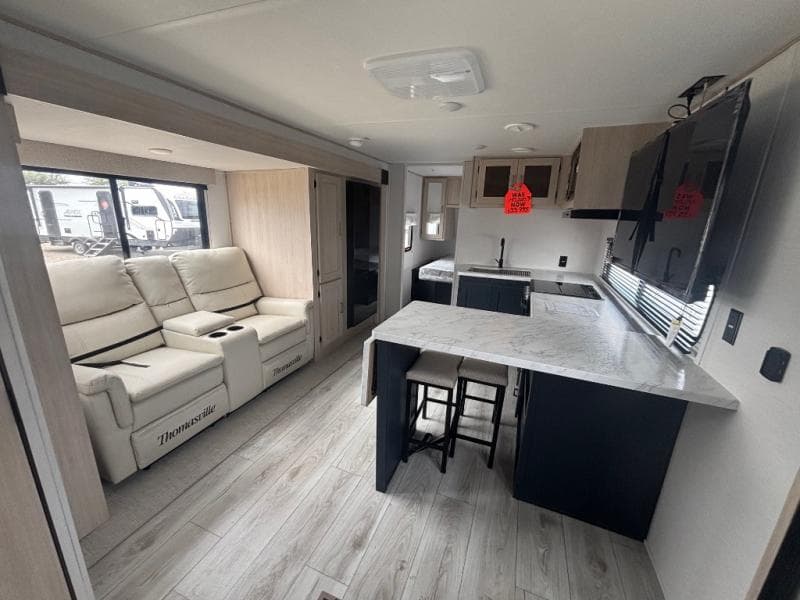 2025 Prime Time RV 2025 Prime Time RV Avenger - thumbnail 9