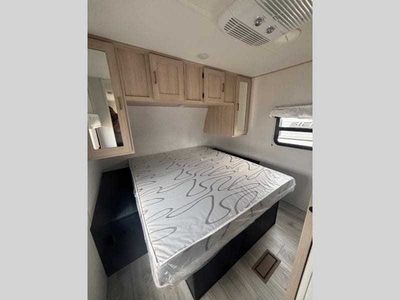 2025 Prime Time RV 2025 Prime Time RV Avenger - thumbnail 10