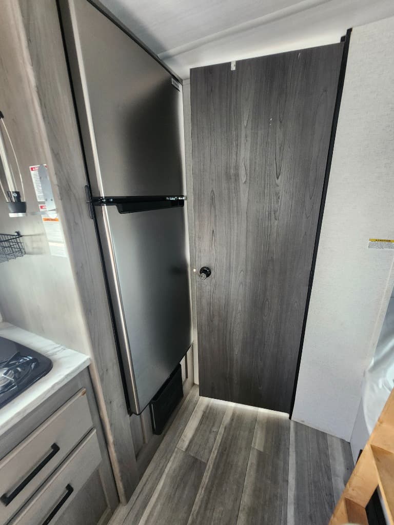 2024 Keystone RV 2024 Keystone RV Hideout Sport Single Axle - thumbnail 16