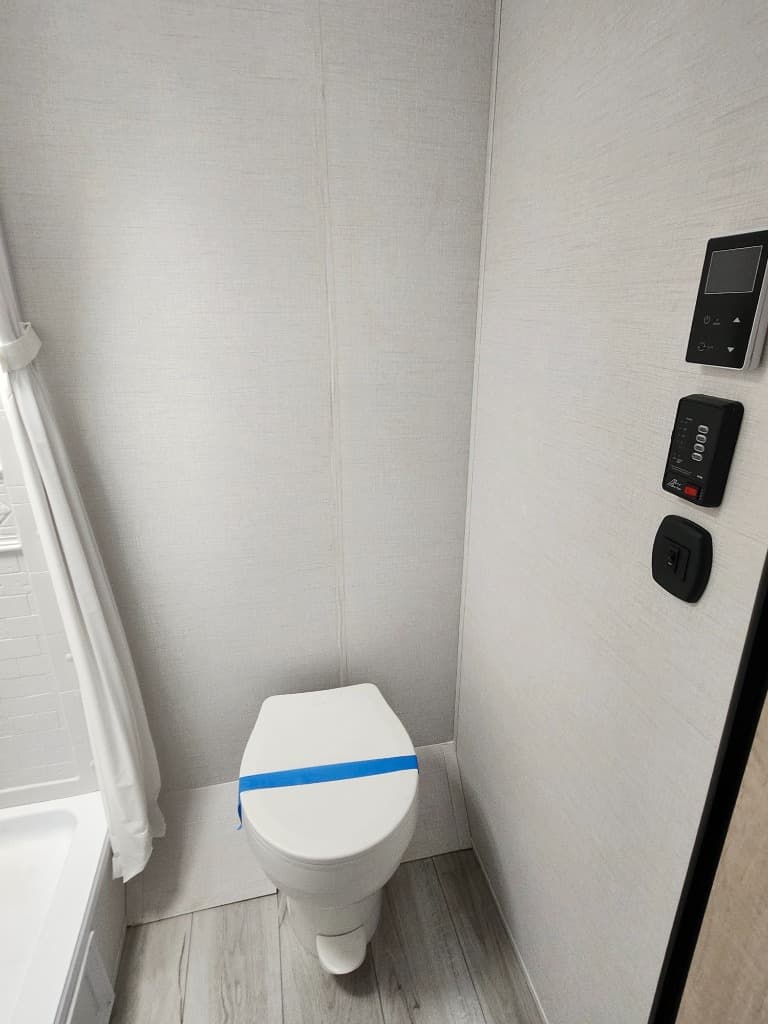 2025 Prime Time RV 2025 Prime Time RV Avenger - thumbnail 14