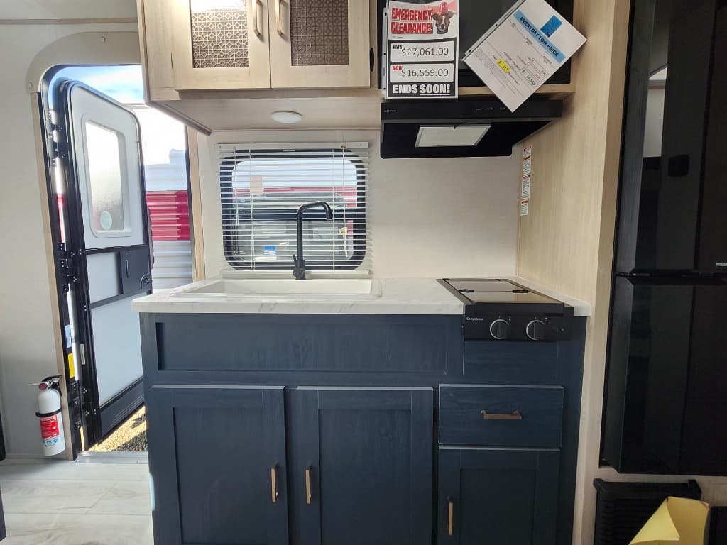 2025 Prime Time RV 2025 Prime Time RV Avenger - thumbnail 21