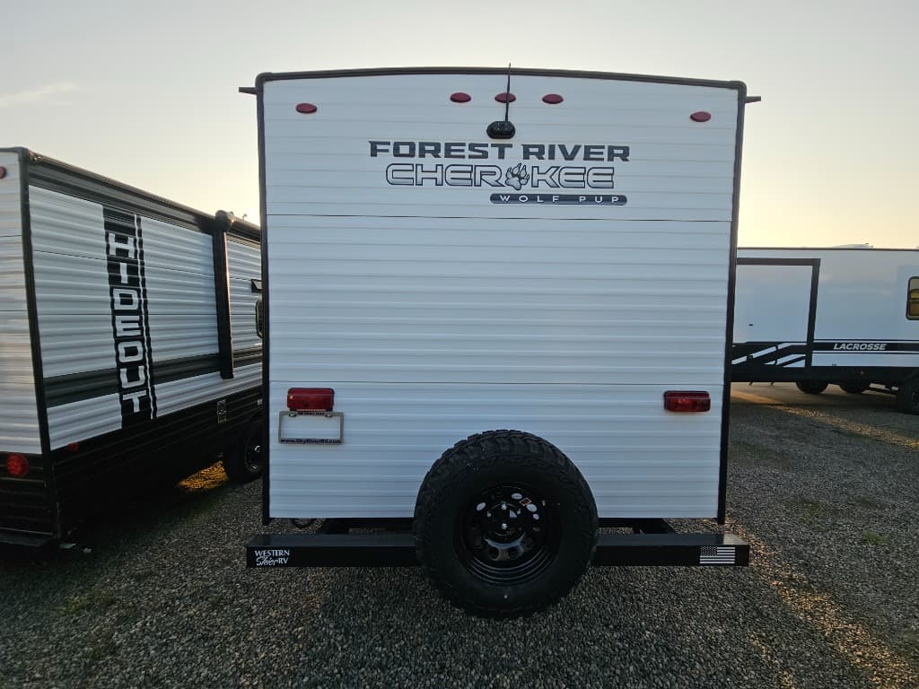 2025 Forest River 2025 Forest River Cherokee Wolf Pup - thumbnail 4