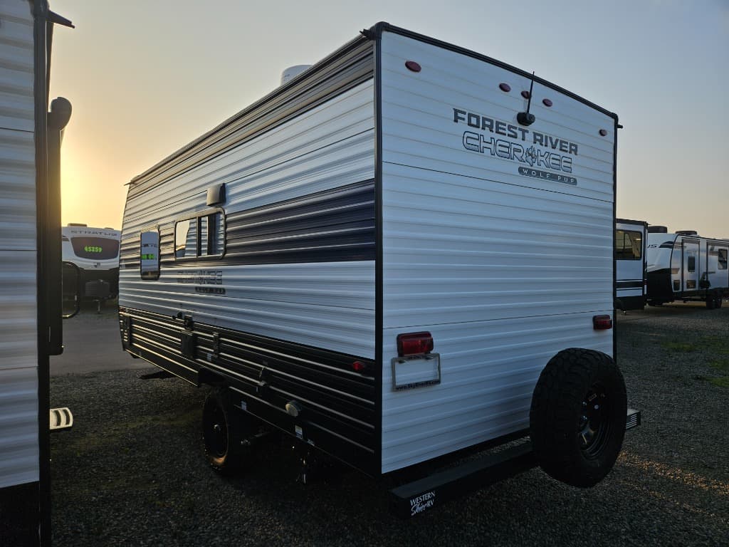 2025 Forest River 2025 Forest River Cherokee Wolf Pup - thumbnail 6