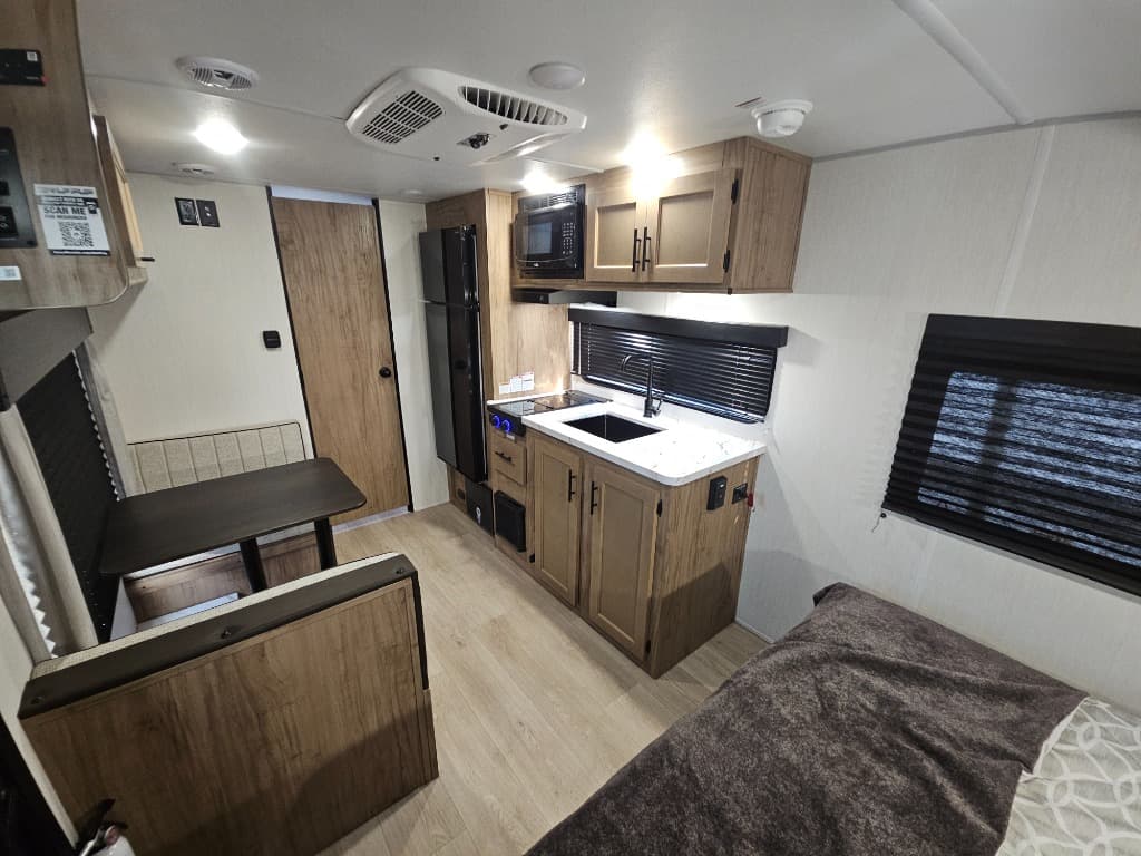 2025 Forest River 2025 Forest River Cherokee Wolf Pup - thumbnail 9