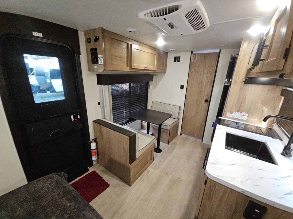 2025 Forest River 2025 Forest River Cherokee Wolf Pup - thumbnail 10