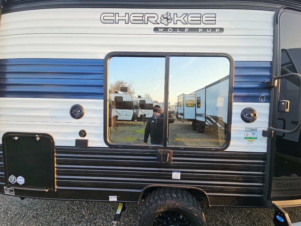 2025 Forest River 2025 Forest River Cherokee Wolf Pup - thumbnail 33