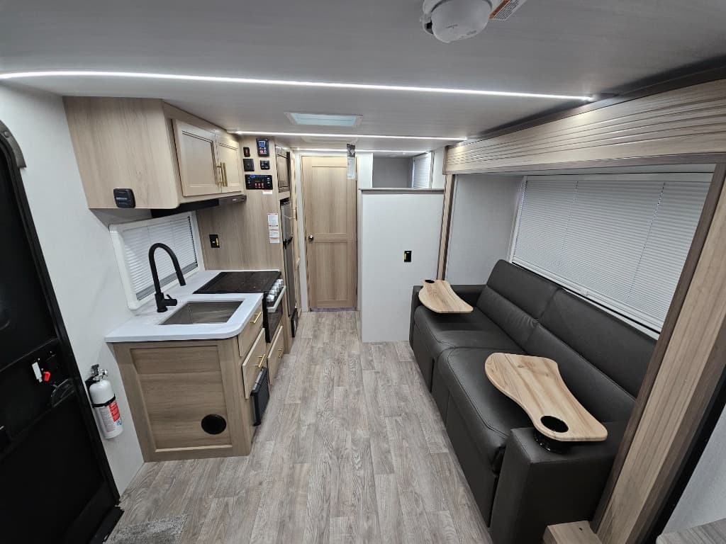 2025 Keystone RV 2025 Keystone RV Outback - thumbnail 34