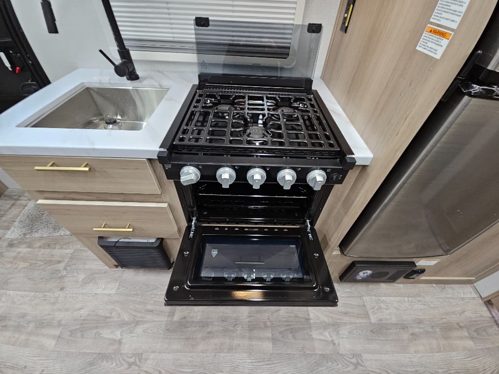 2025 Keystone RV 2025 Keystone RV Outback - thumbnail 58