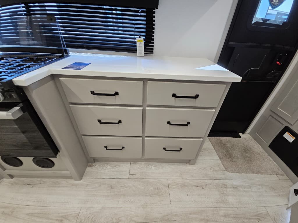 2025 Keystone RV 2025 Keystone RV Outback - thumbnail 30