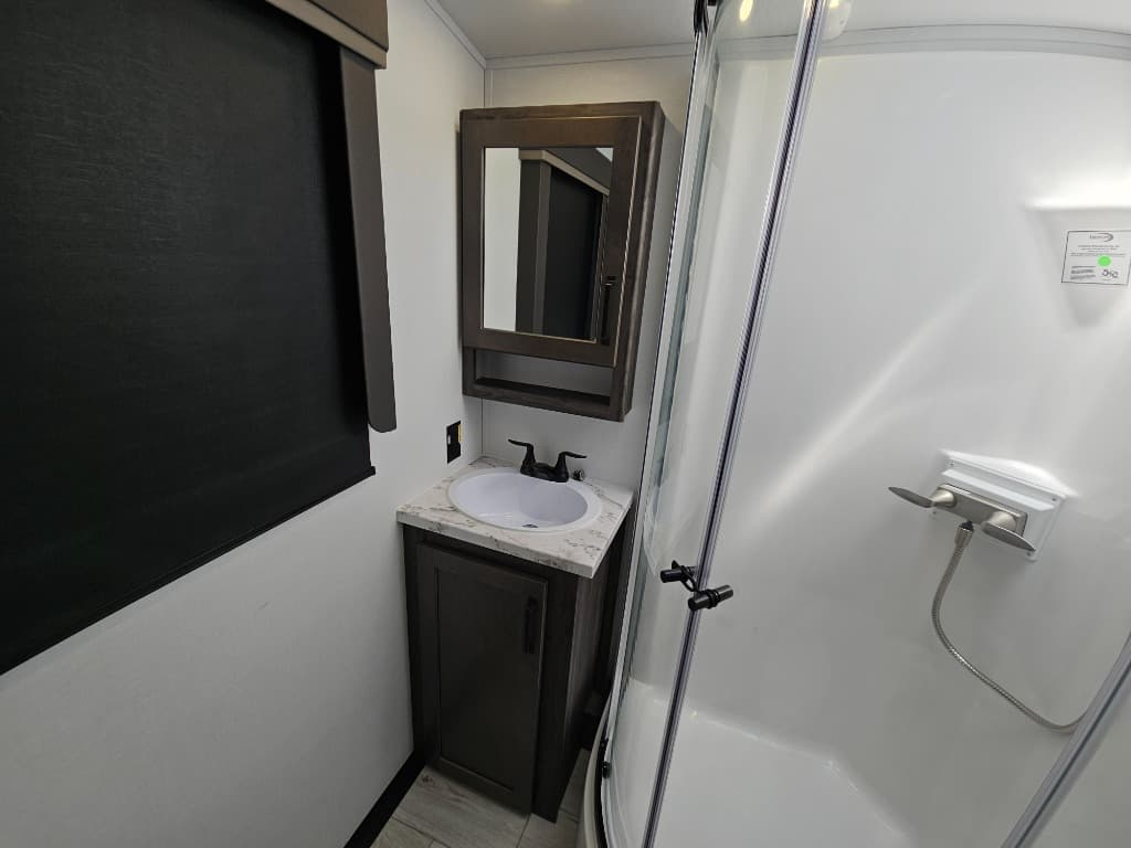 2025 Keystone RV 2025 Keystone RV Outback - thumbnail 42