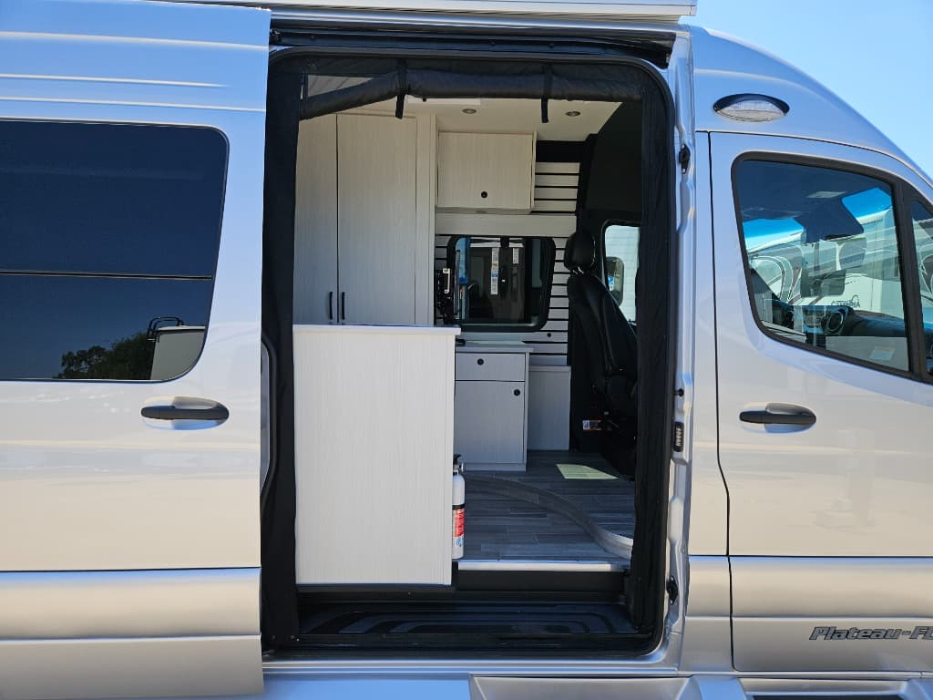 2025 Pleasure-Way 2025 Pleasure-Way Plateau - thumbnail 59