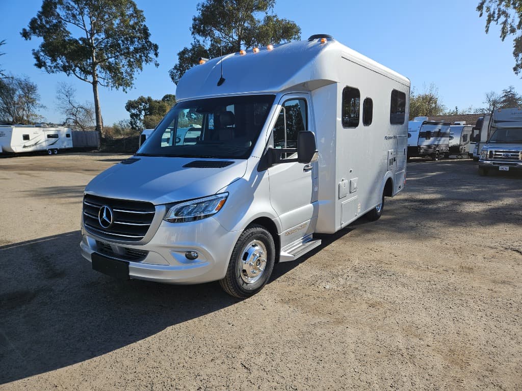 2025 Pleasure-Way 2025 Pleasure-Way Plateau - thumbnail 8