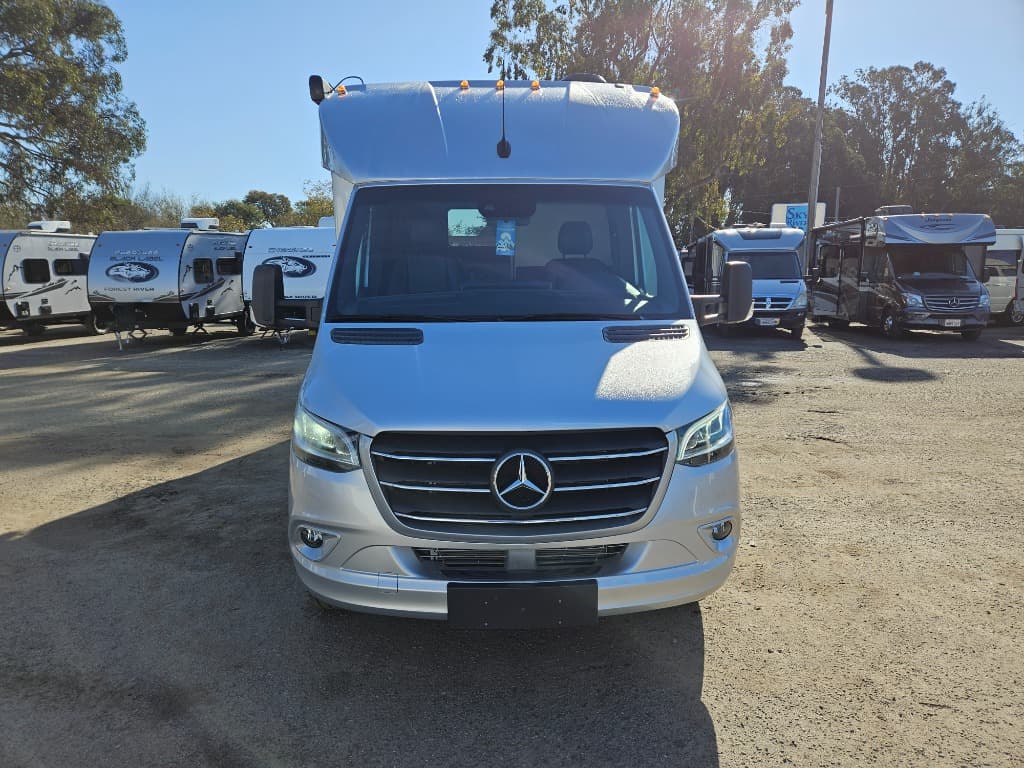 2025 Pleasure-Way 2025 Pleasure-Way Plateau - thumbnail 9