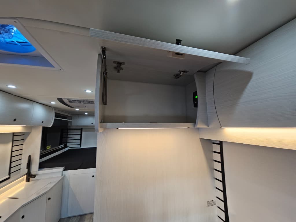 2025 Pleasure-Way 2025 Pleasure-Way Plateau - thumbnail 16