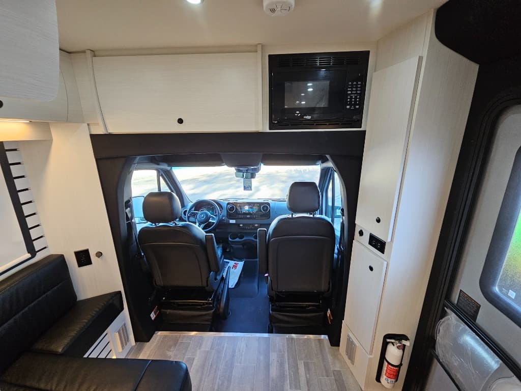 2025 Pleasure-Way 2025 Pleasure-Way Plateau - thumbnail 18