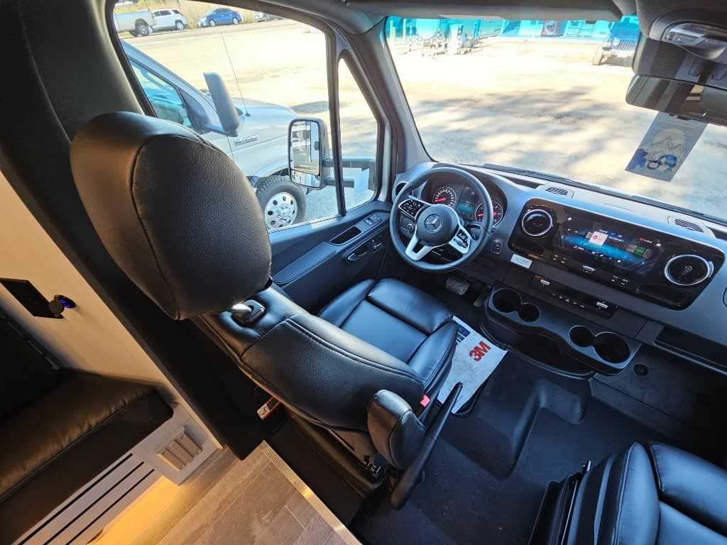 2025 Pleasure-Way 2025 Pleasure-Way Plateau - thumbnail 24