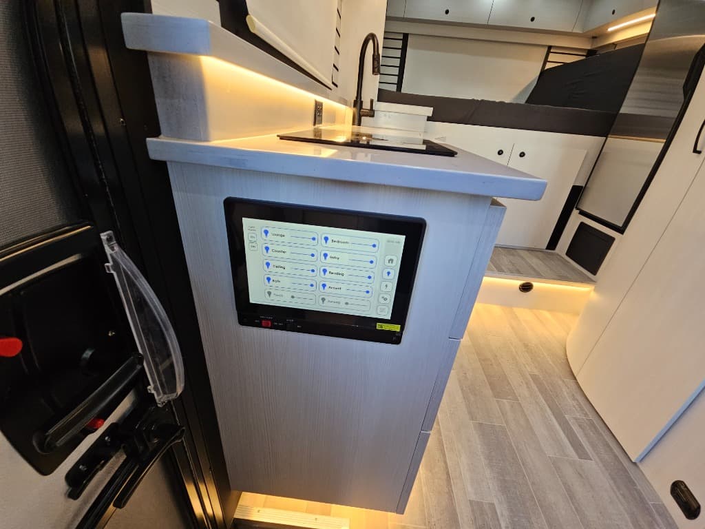 2025 Pleasure-Way 2025 Pleasure-Way Plateau - thumbnail 27