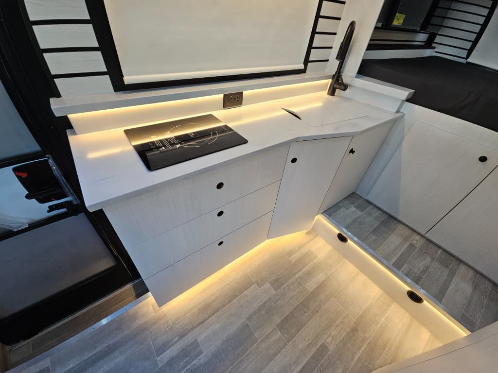 2025 Pleasure-Way 2025 Pleasure-Way Plateau - thumbnail 29