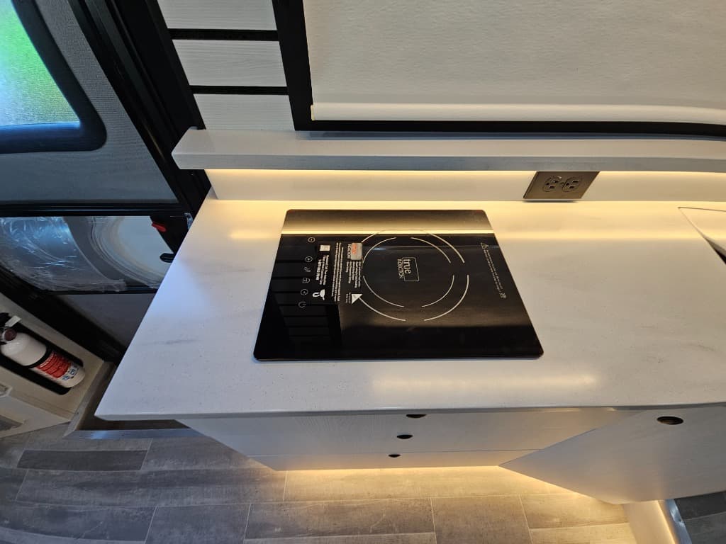 2025 Pleasure-Way 2025 Pleasure-Way Plateau - thumbnail 30