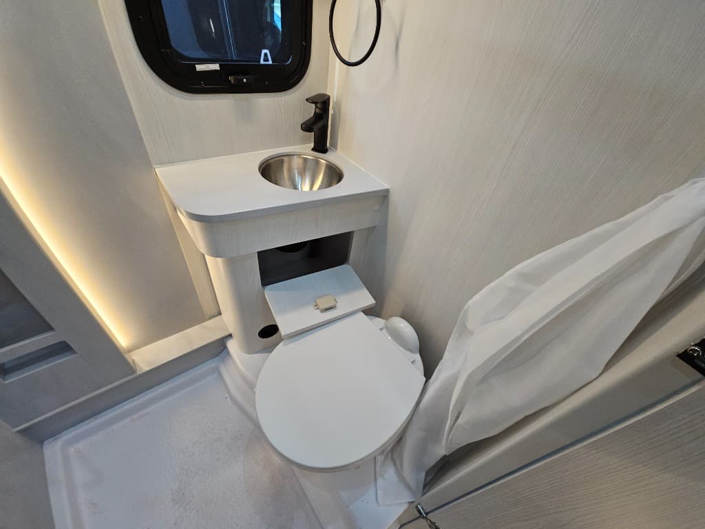 2025 Pleasure-Way 2025 Pleasure-Way Plateau - thumbnail 41