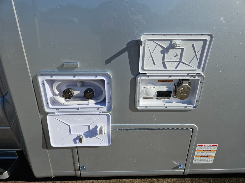 2025 Pleasure-Way 2025 Pleasure-Way Plateau - thumbnail 71