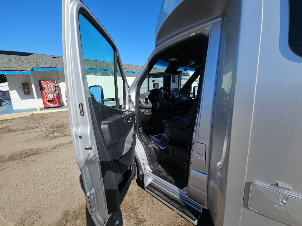 2025 Pleasure-Way 2025 Pleasure-Way Plateau - thumbnail 73