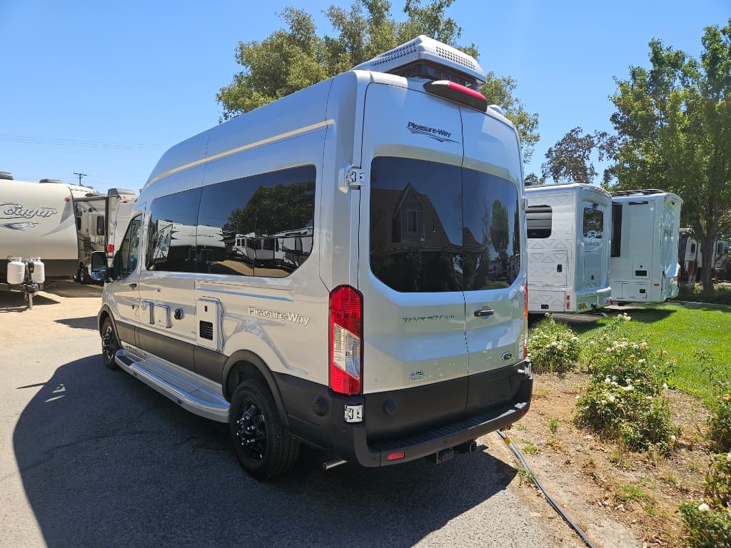 2026 Pleasure-Way 2026 Pleasure-Way Ontour - thumbnail 5