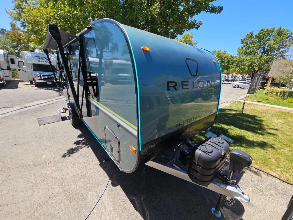 2026 Keystone RV Reign 19RK