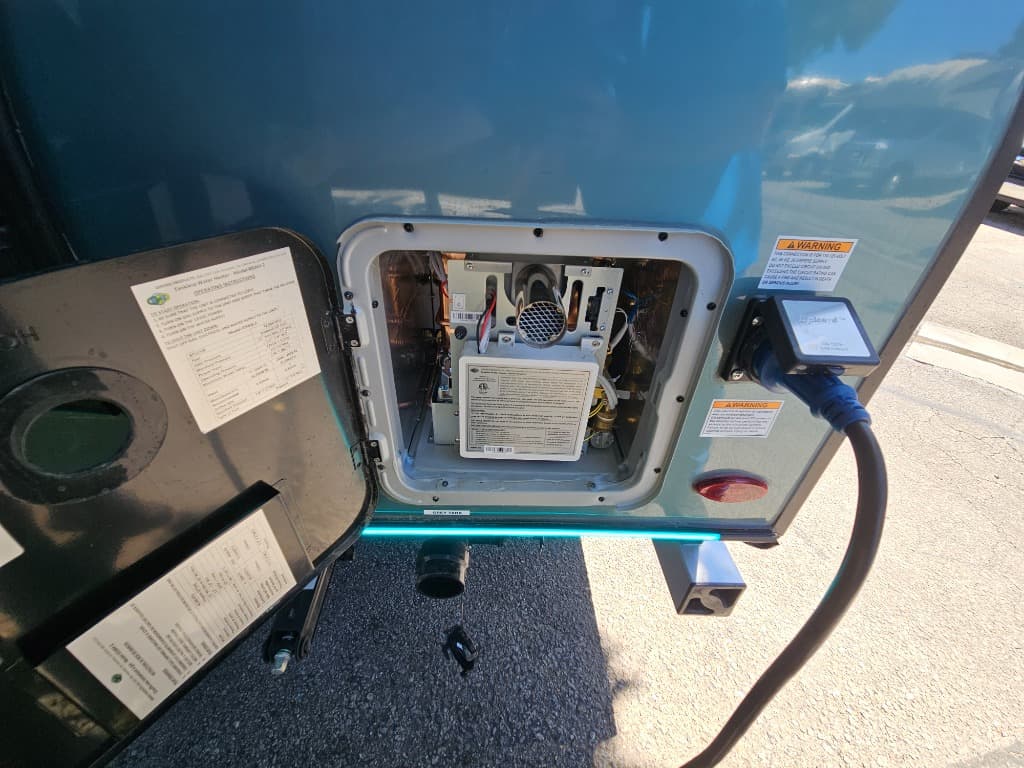 2026 Keystone RV 2026 Keystone RV Reign - thumbnail 16