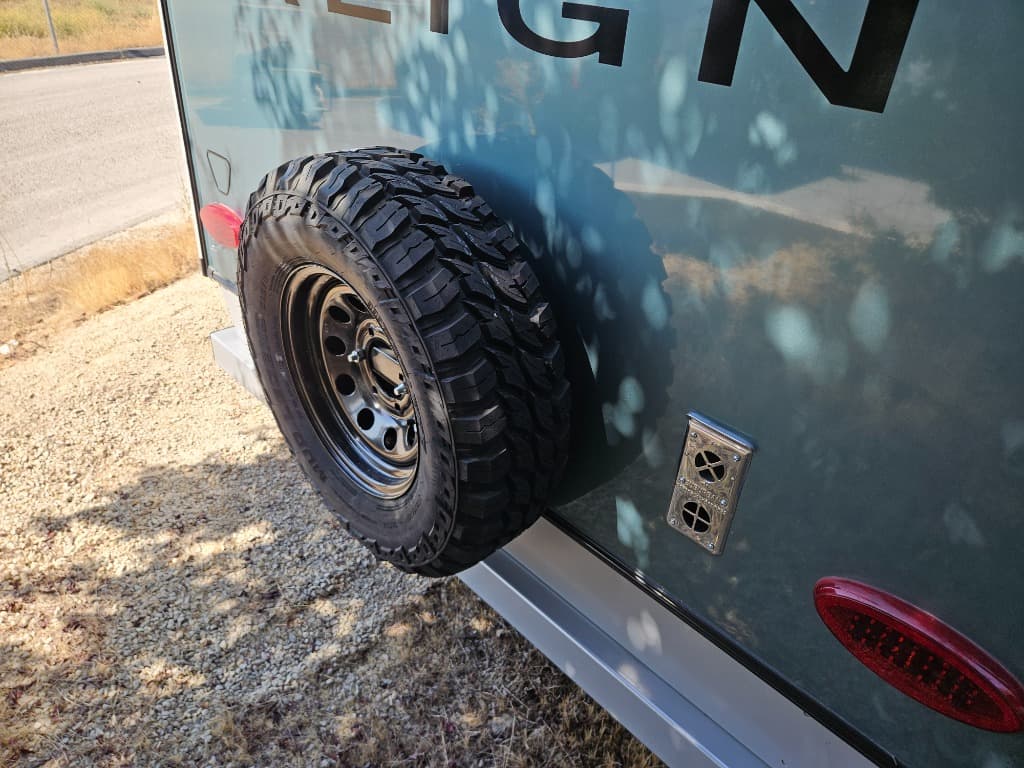 2026 Keystone RV 2026 Keystone RV Reign - thumbnail 16