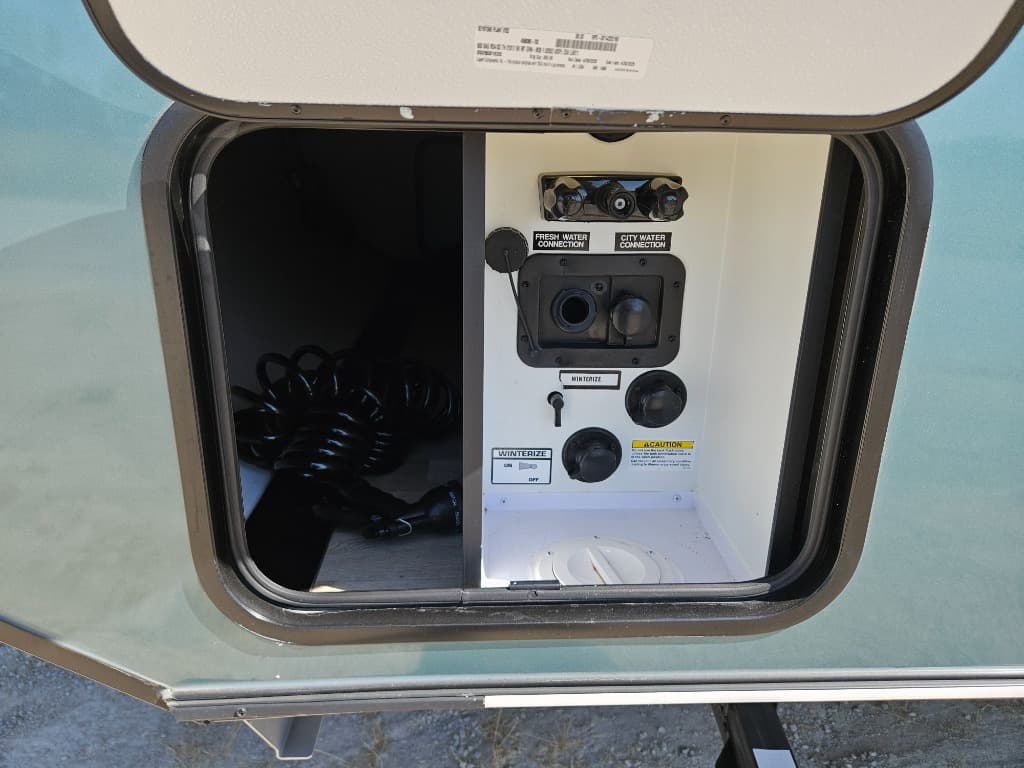 2026 Keystone RV 2026 Keystone RV Reign - thumbnail 18