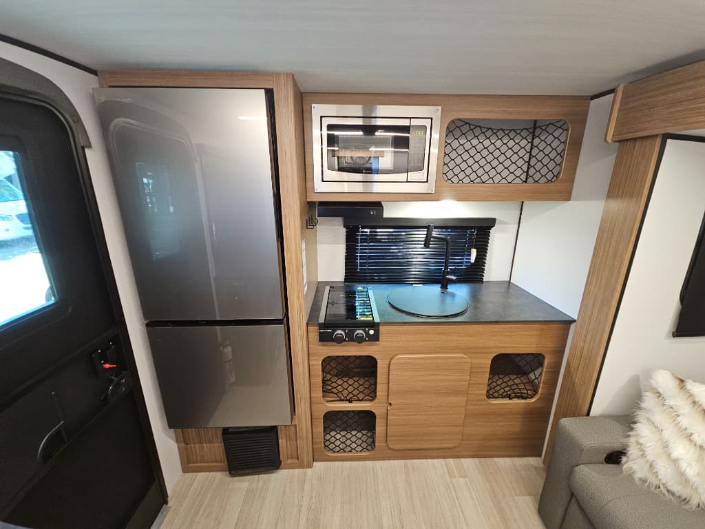 2026 Keystone RV 2026 Keystone RV Reign - thumbnail 23