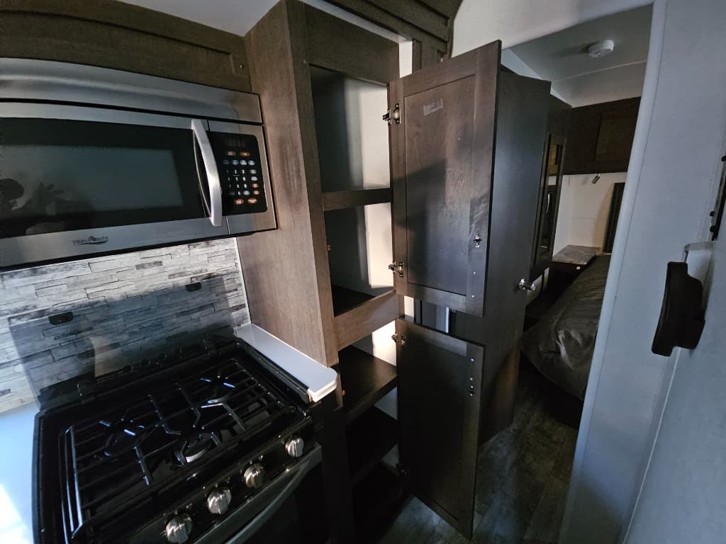 2020 Forest River 2020 Forest River Shockwave - thumbnail 41