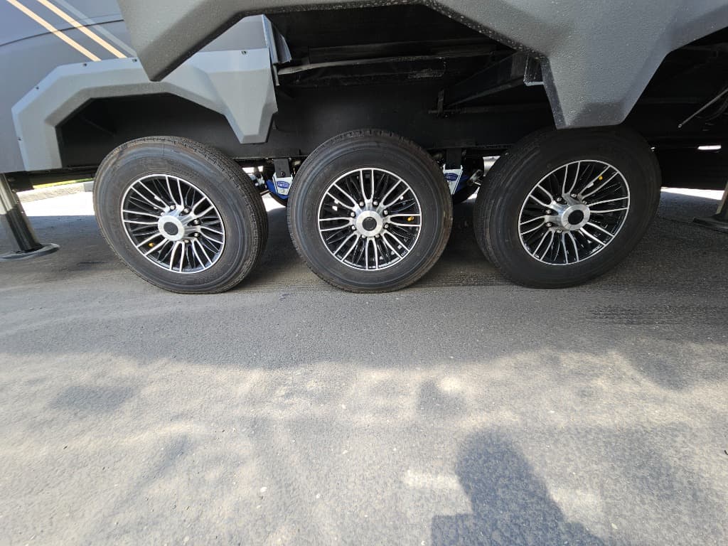 2026 Keystone RV 2026 Keystone RV Raptor - thumbnail 23