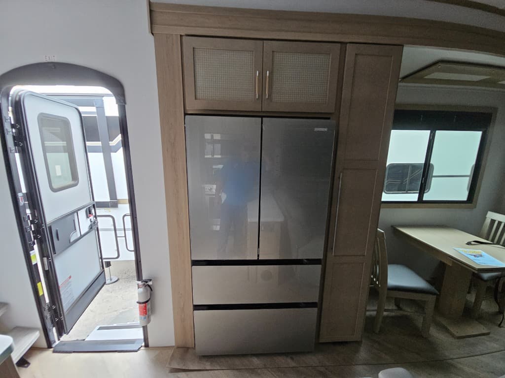 2026 Keystone RV 2026 Keystone RV Raptor - thumbnail 43